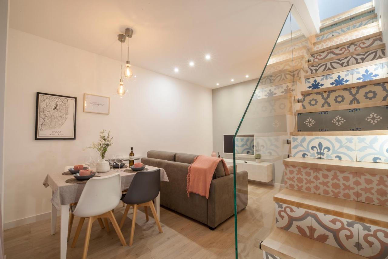 El Apartamento De Rosi เซบีญา ภายนอก รูปภาพ